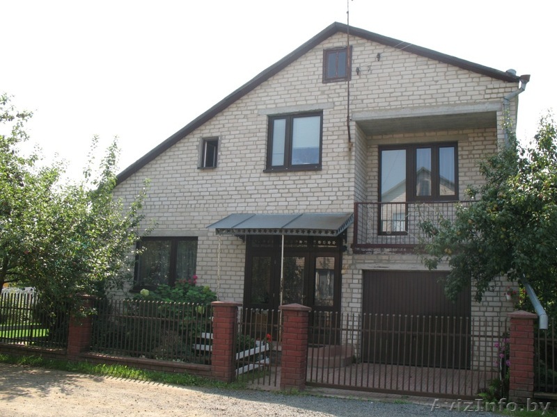 продается полуторный кирпичный дом с гаражом - Изображение #1, Объявление #162449