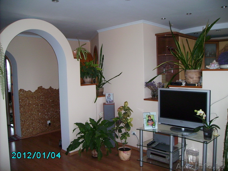 3-х комнатная квартира с евроремонтом и мебелью в г.Кобрине - Изображение #1, Объявление #852606