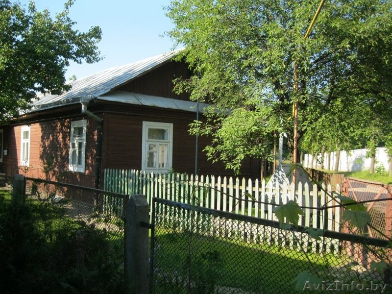 Половина дома с хозяйственными посторойками и гаражем в Кобрине - Изображение #3, Объявление #1429846